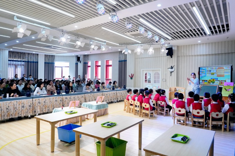 【研思并行】集团：循证 共研 让成长可见